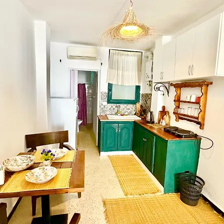Des Appartements A La Marsa Plage Pieds Dans L'Eau Dar Salah Bey Exterior photo