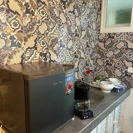 Des Appartements A La Marsa Plage Pieds Dans L'Eau Dar Salah Bey Exterior photo